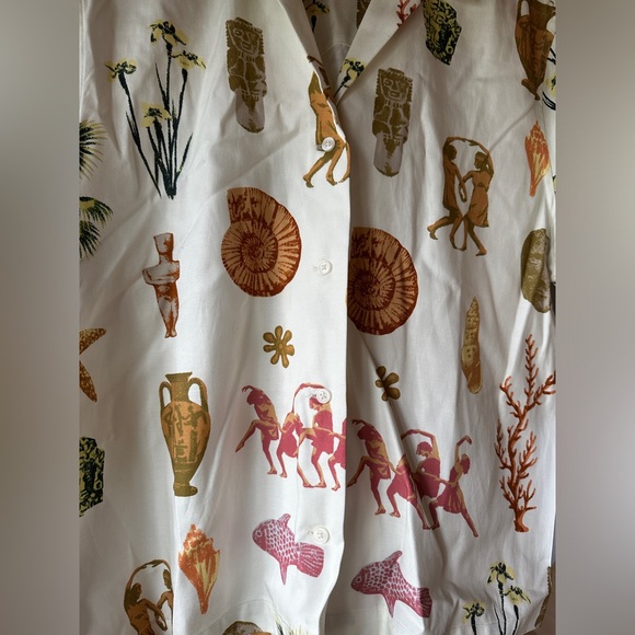 NWT - Saturdays Short Sleeve Button Down - Picture 2 of 7